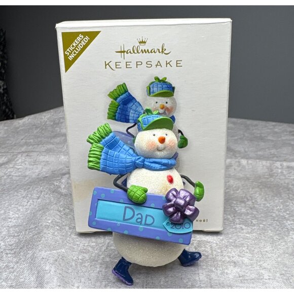Hallmark Keepsake Happy Holi-Dad 2010 Snowman Ornament - Picture 1 of 12
